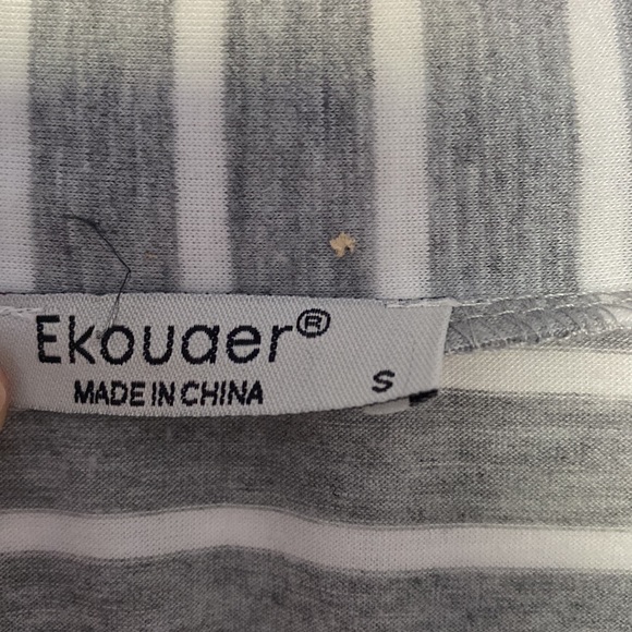 Maternity Rob - Picture 2 of 2